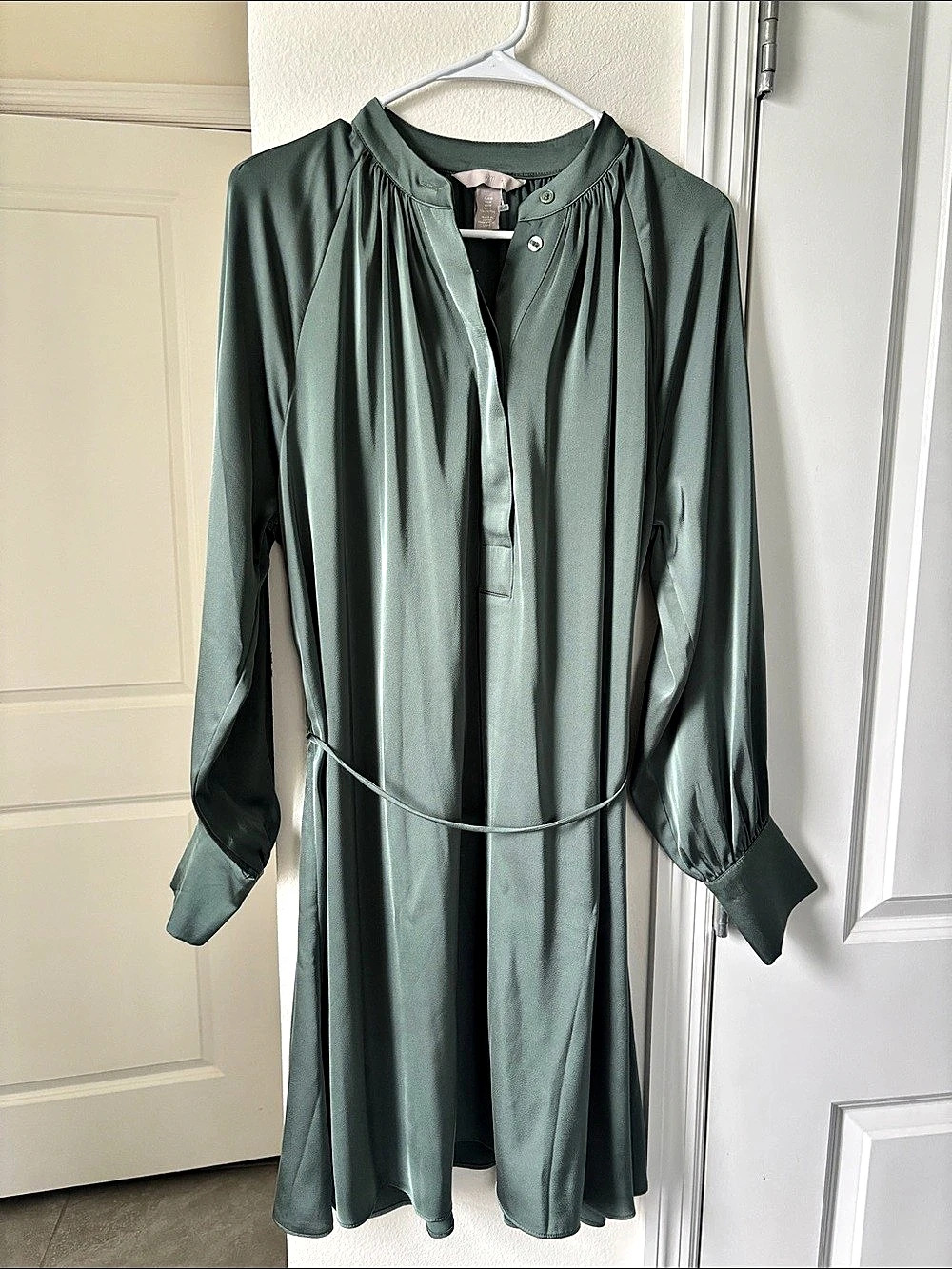 H&M Sage Green Long Sleeve Midi Dress